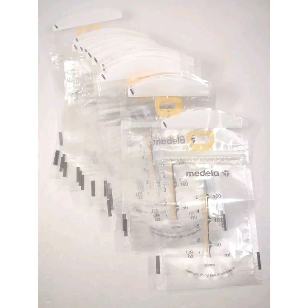 Medela Breastmilk 5 oz Storage Bags Pack of 18 NWOT